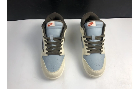 Dunk x Low Scott SB CU1726-800 PlayStation x Travis NK 0806